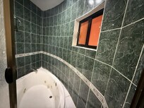 Jacuzzi tub and shower