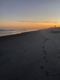 Sunset my last day at the beach,