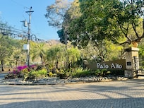 Entrance to the gated community of Palo Alto