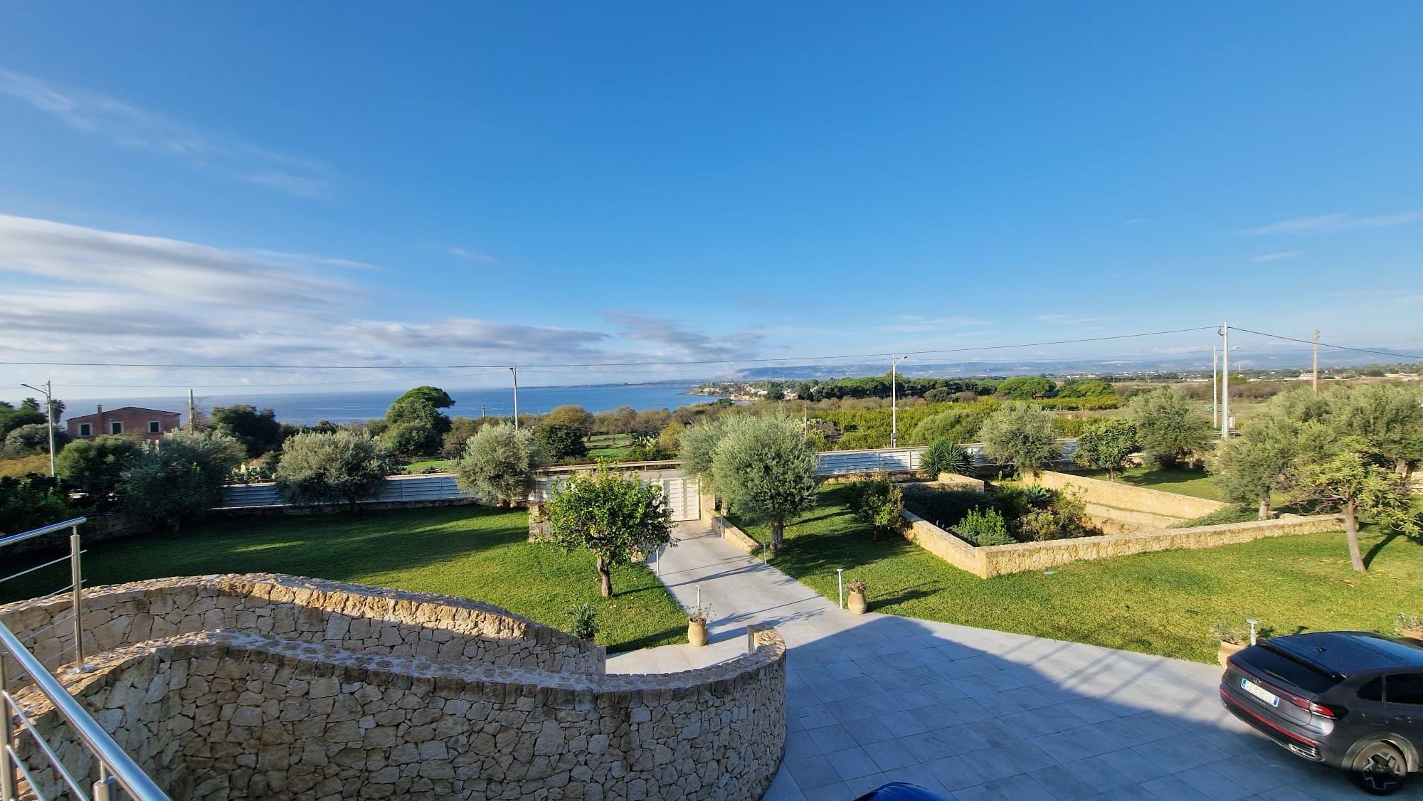 Depuis la terrasse de la villa