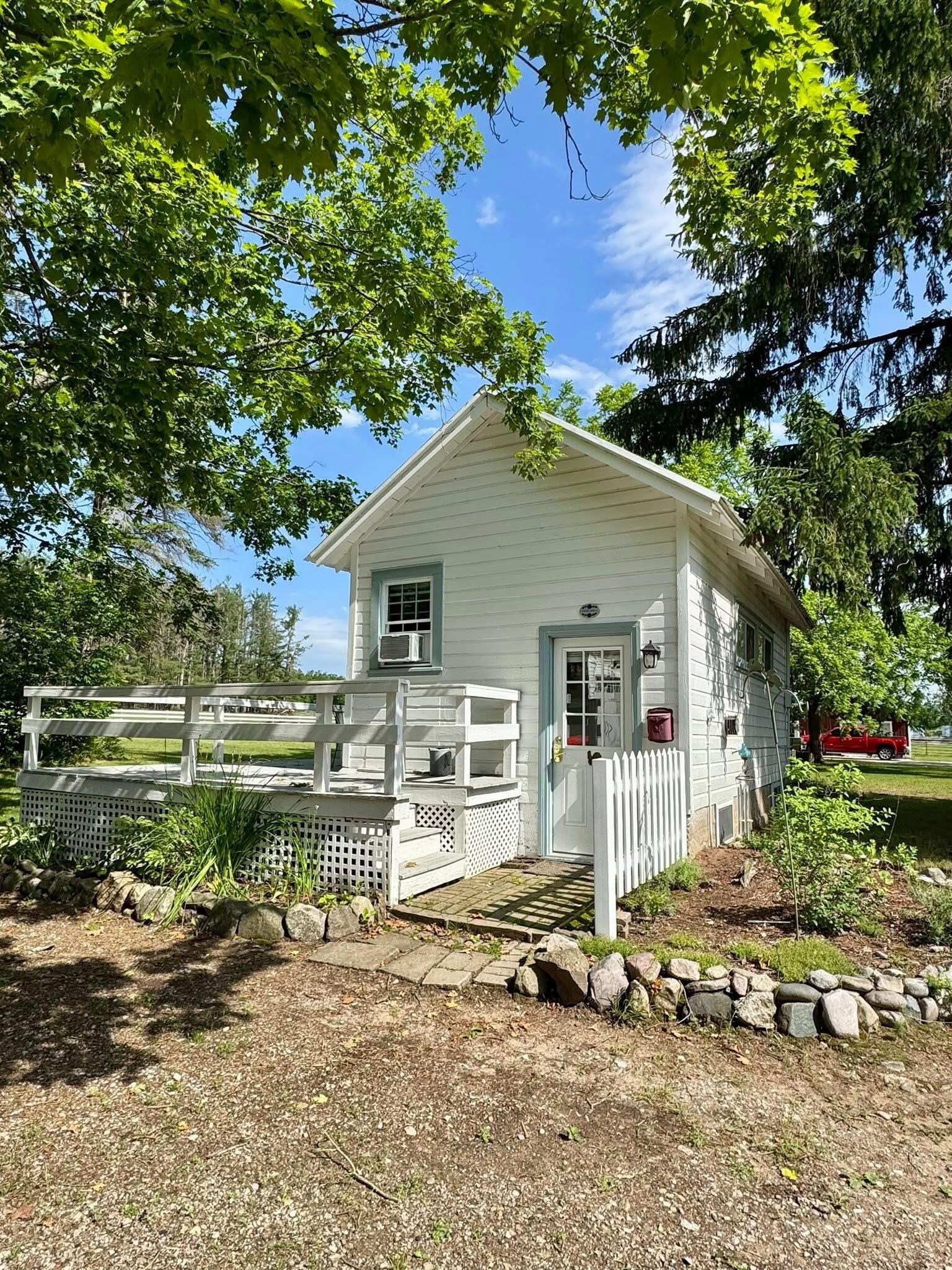 Perfect Little Cottage