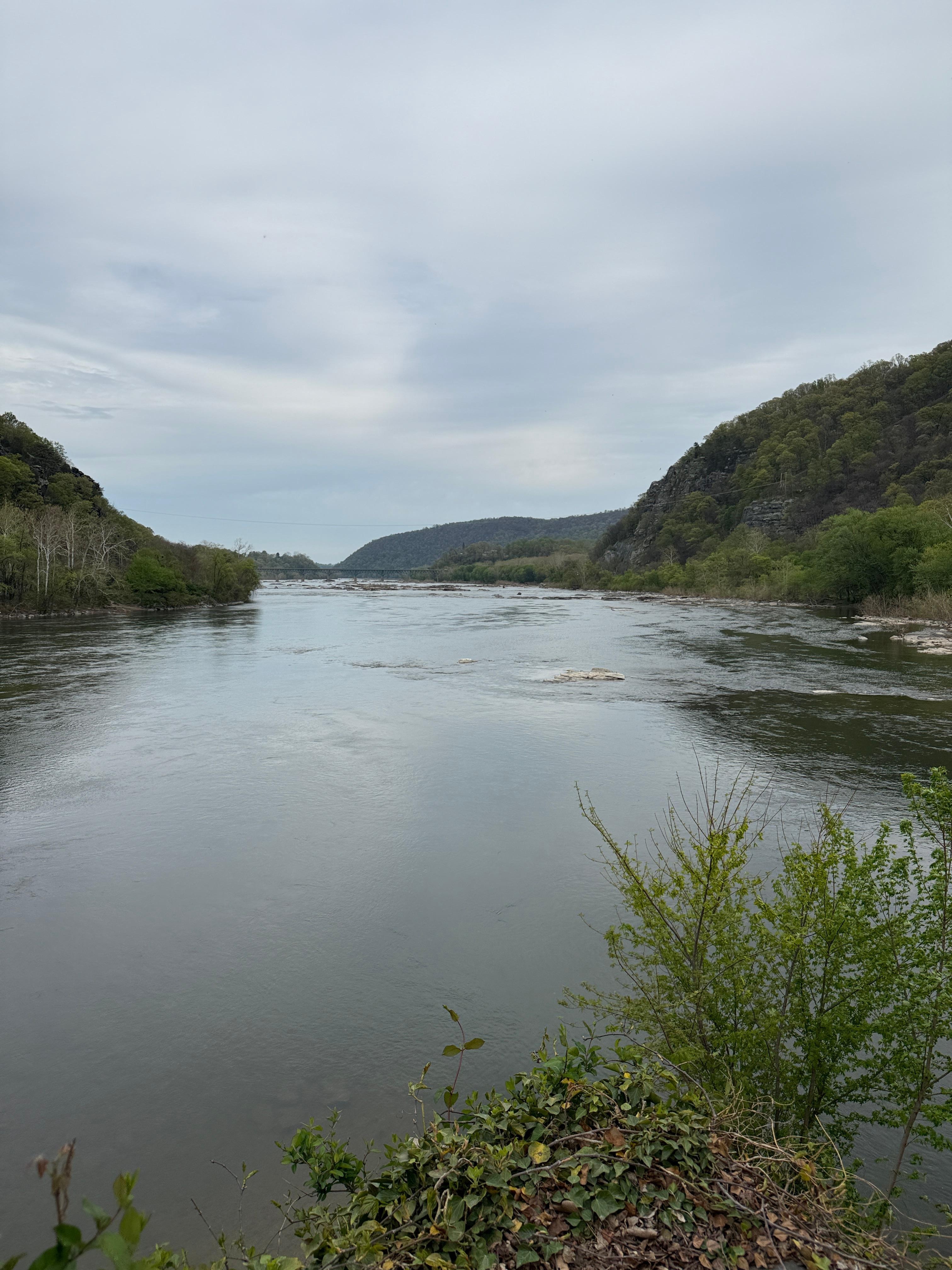 Point with Potomac and Shenandoah rivers meet 