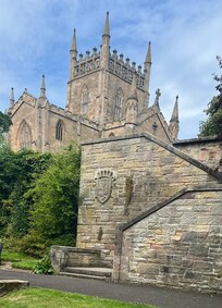 Within three minutes walk to Dunfermline Abbey