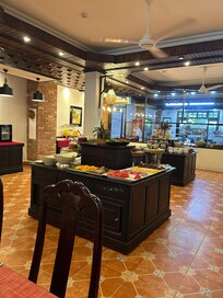 The restaurant where we had beautiful breakfasts