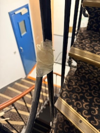Unsafe Stairs & railings