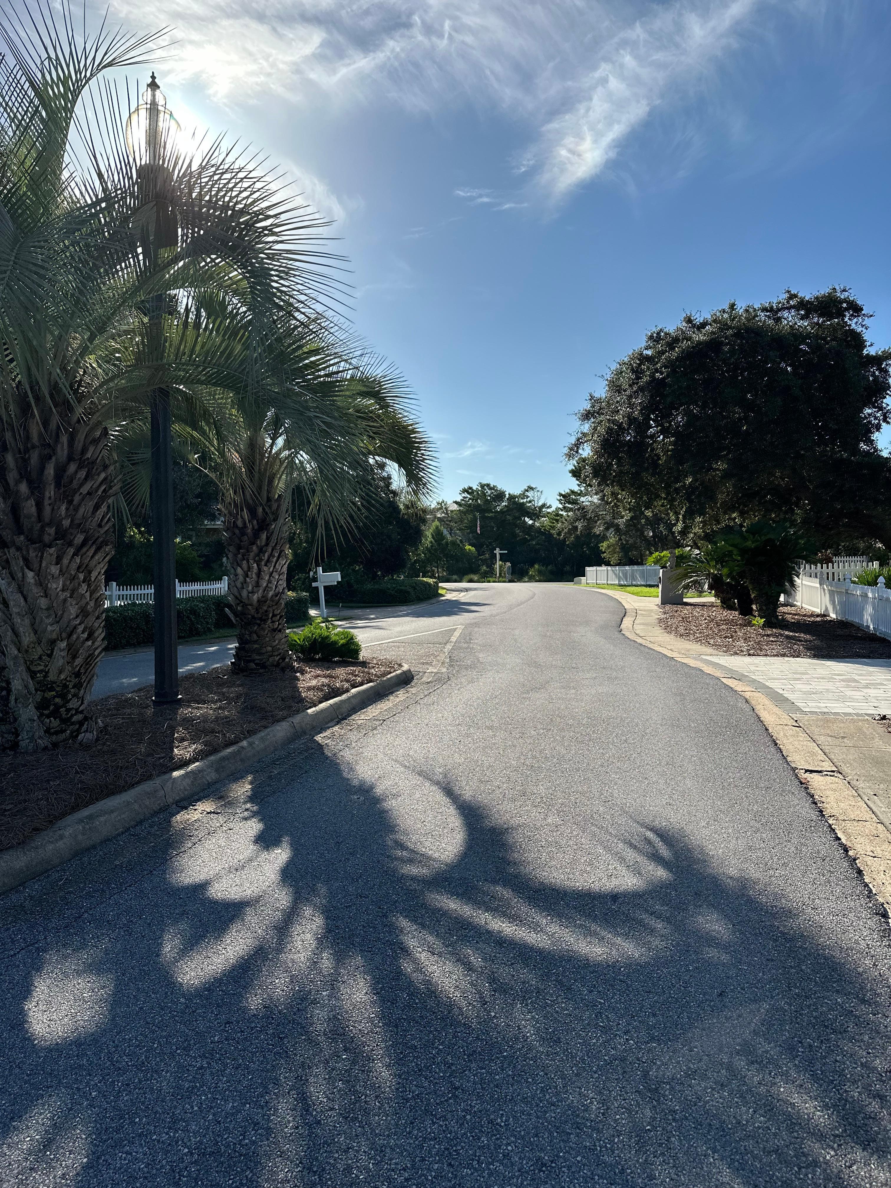 Quiet and friendly neighbors 