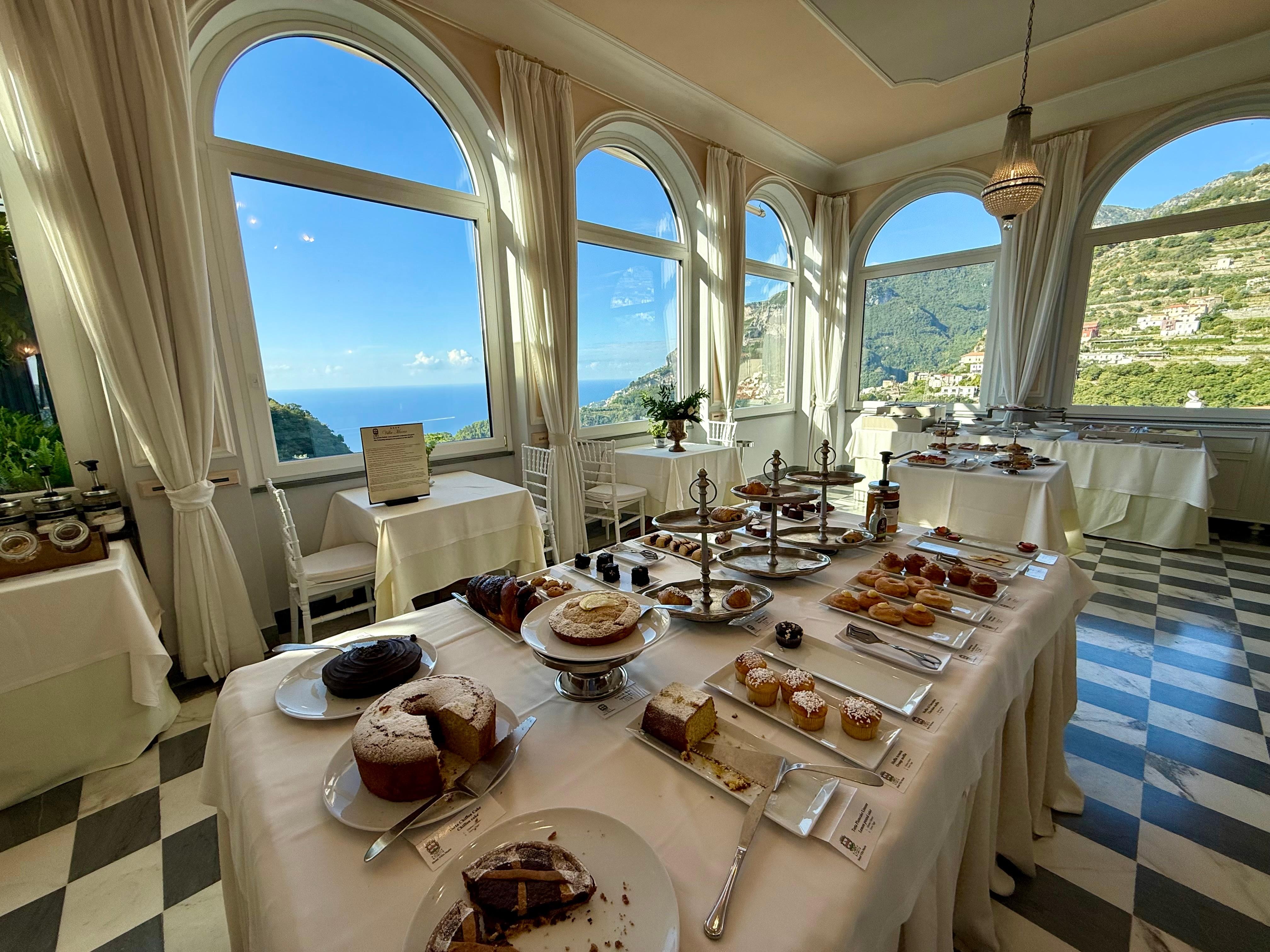 Daily breakfast - a must include!