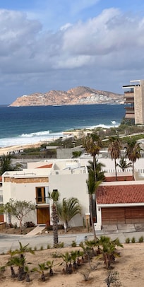 What a view… 🏝️