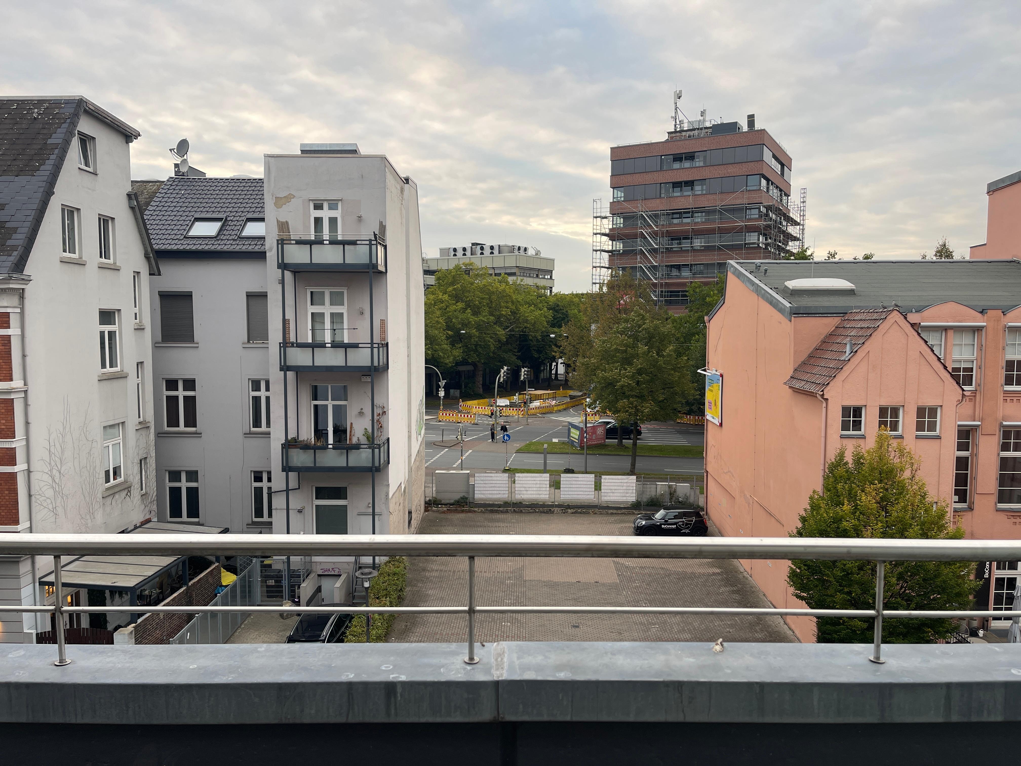 Mit Balkon und Aussicht