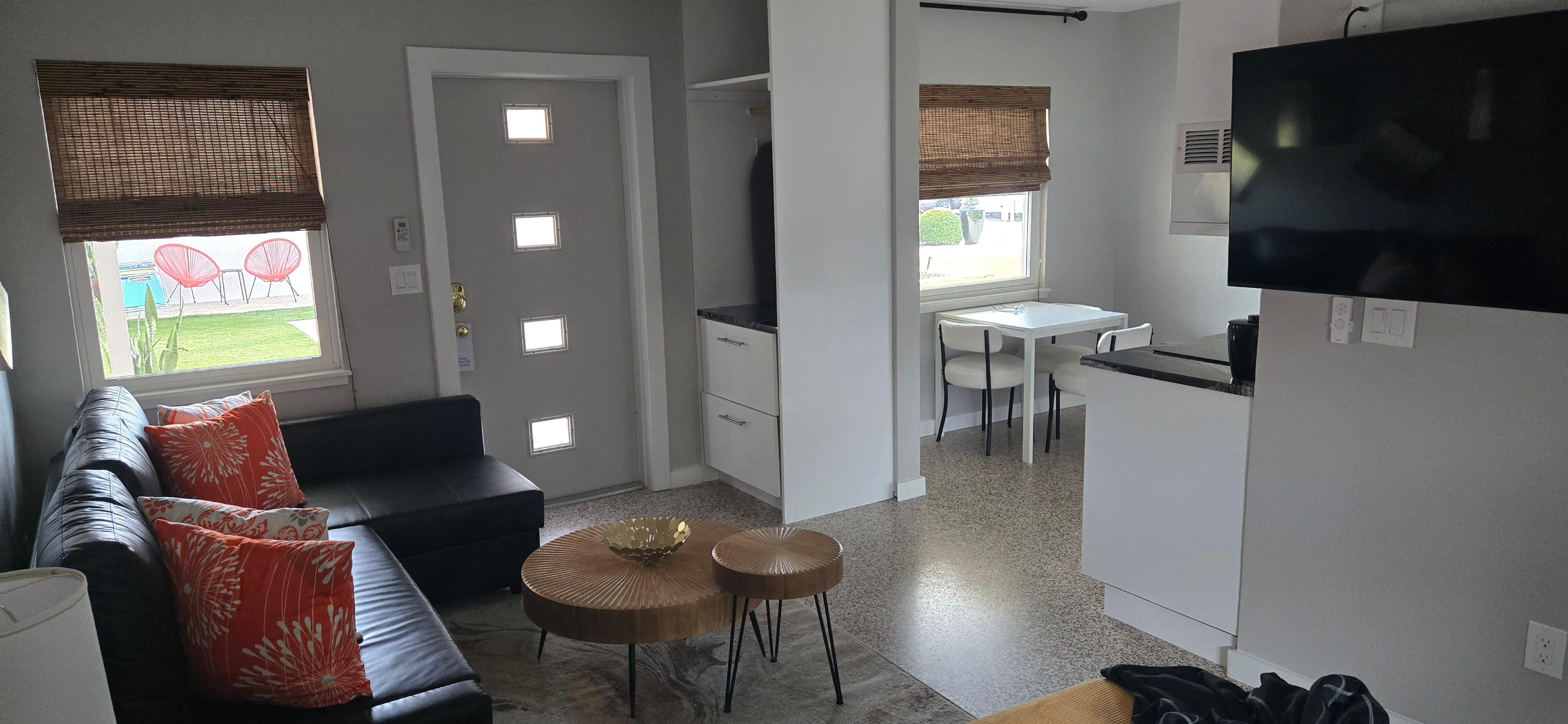 View towards front room/kitchen 