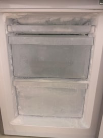 Congélateur à dégivrer, difficile d’ouvrir le tiroir