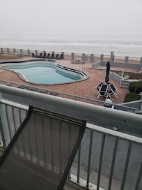 Non functioning pool