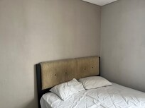 장롱안에 있는 이불은 전혀 세탁이 되지 않아 사용하기 어려웠습니다.