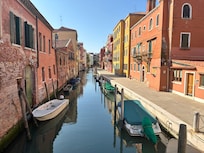 View of Nati’s House from bridge over Rio del Battello (apartment building is on right side with balcony)