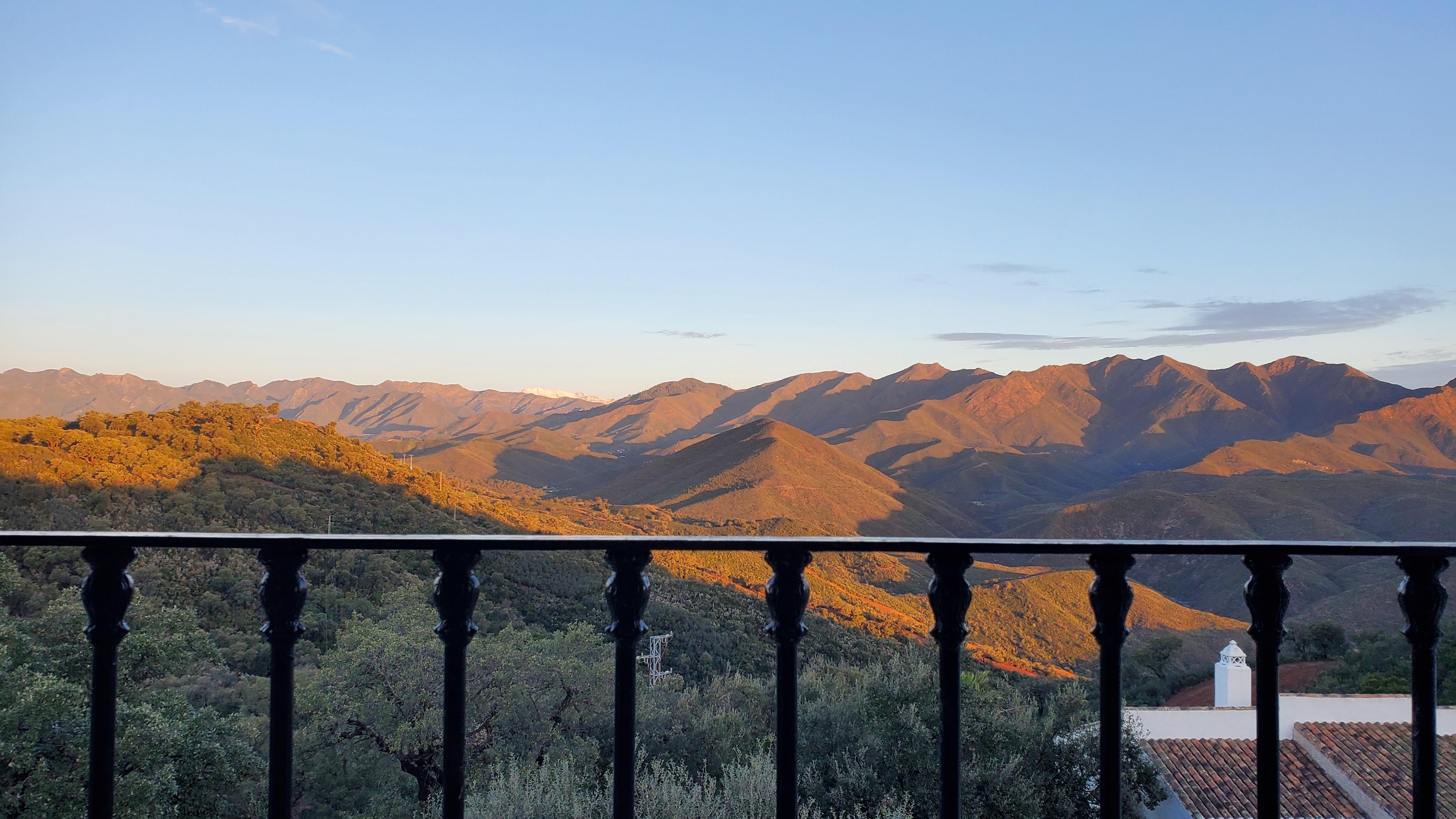 Blick aus einem der oberen Schlafzimmer an einem Morgen im März