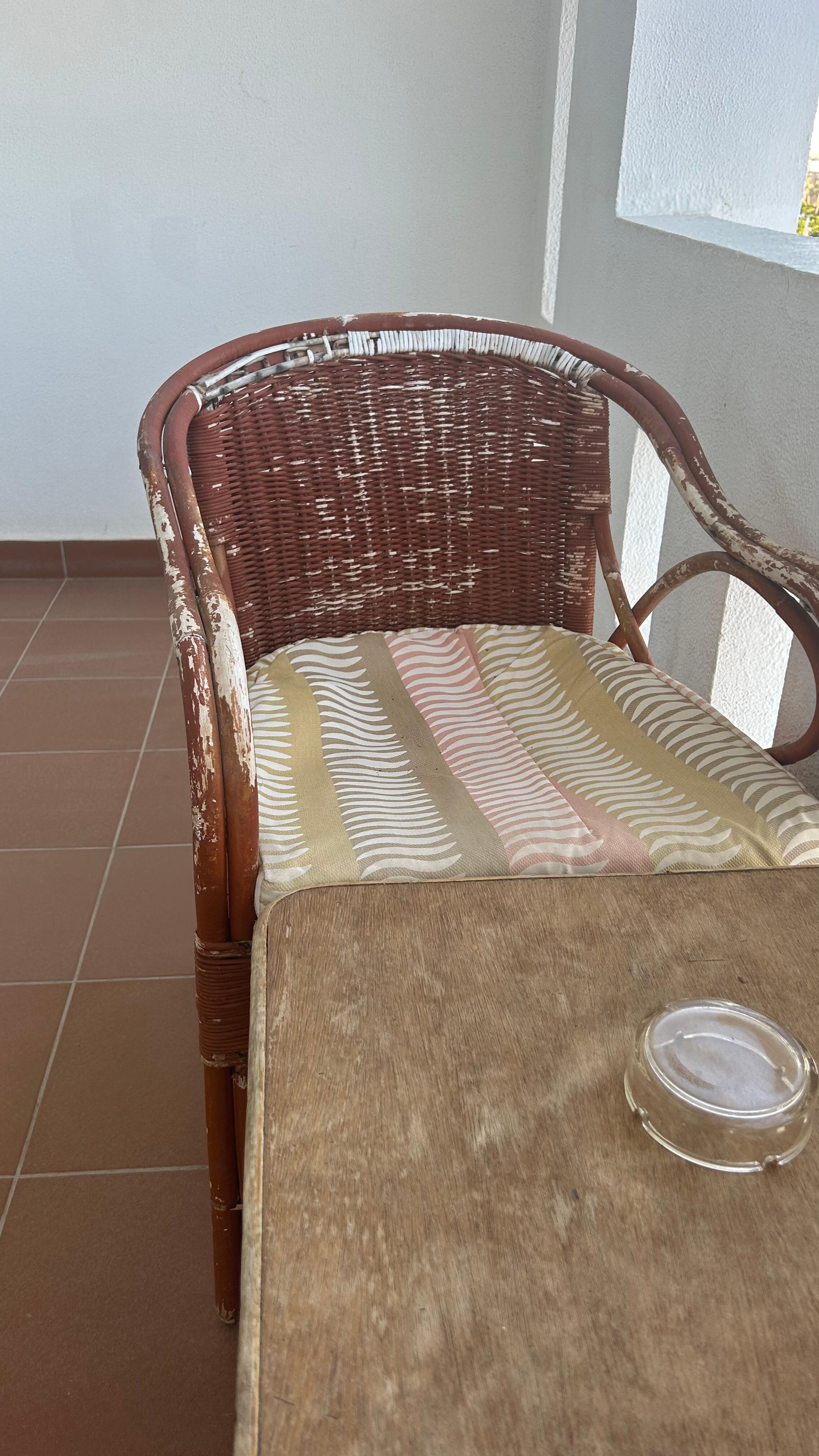 Hotel Room was mostly undercoated and furniture was beat up. Shower curtain was also gross.