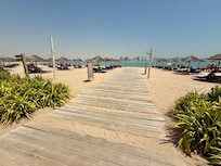 Kostenloser Beach Club zum Hotel