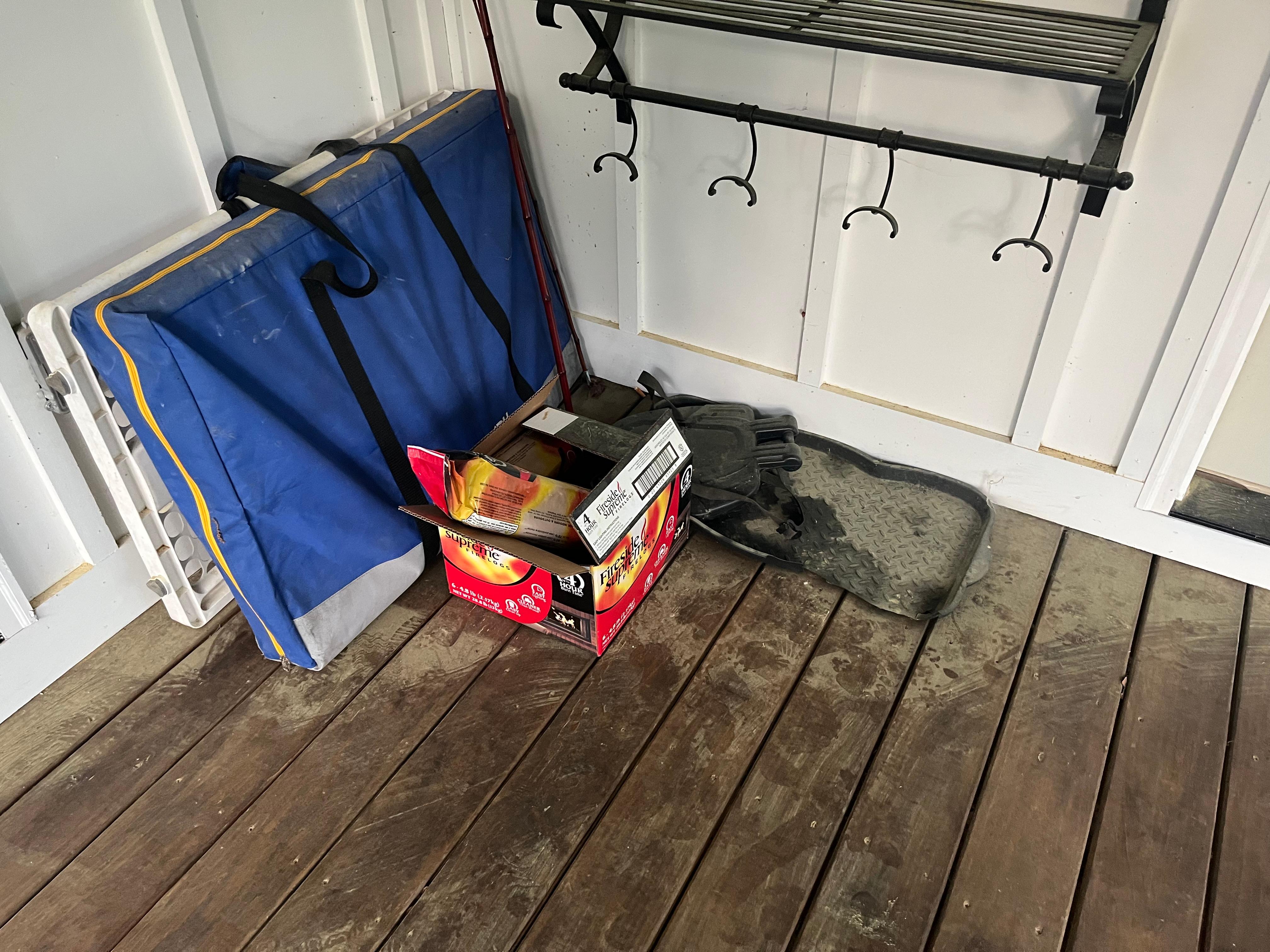 Patio dirty 