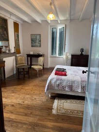 all bedrooms are spacious and comfortable, and all had windows