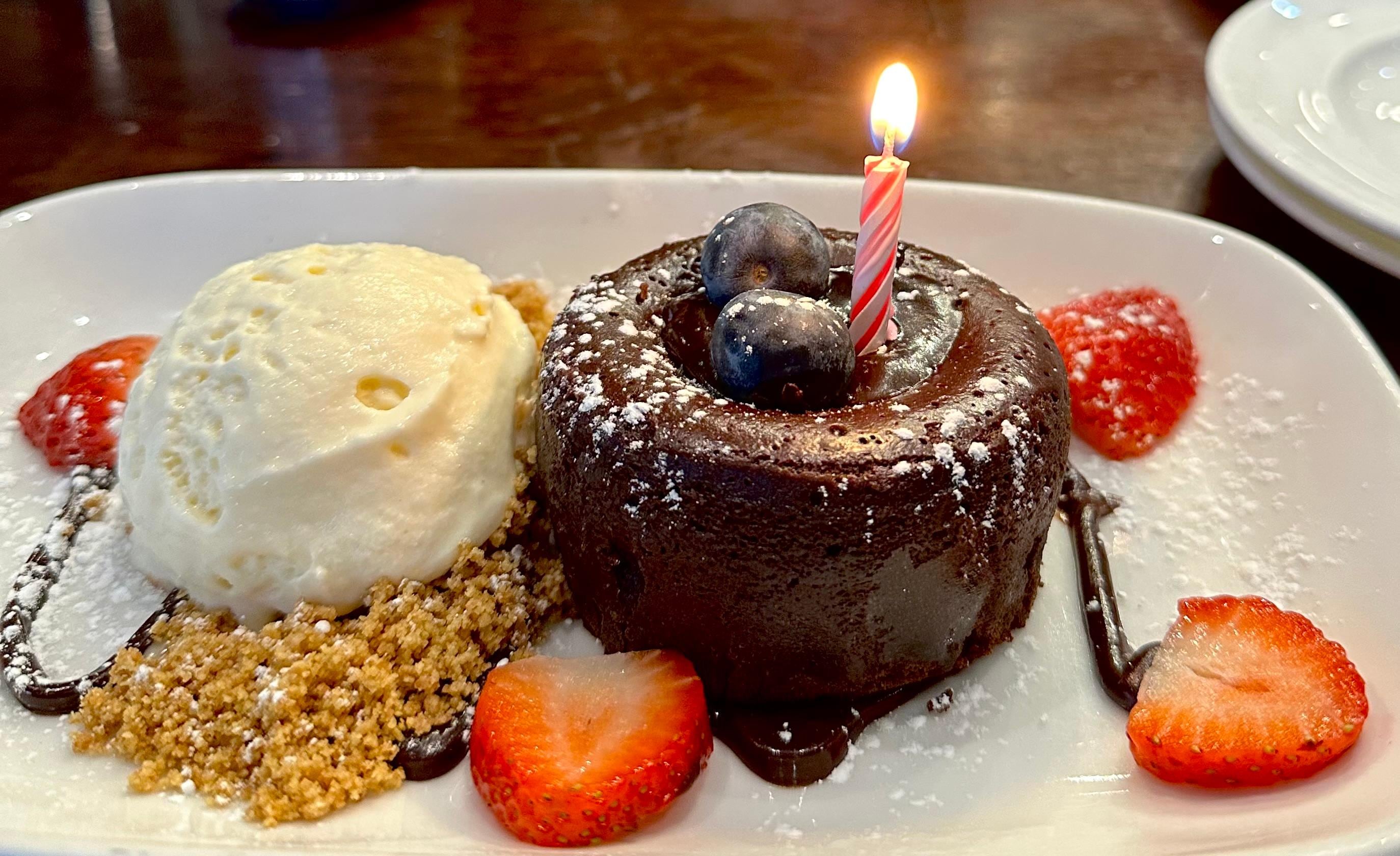 Hank’s Oyster Bar birthday celebration! 