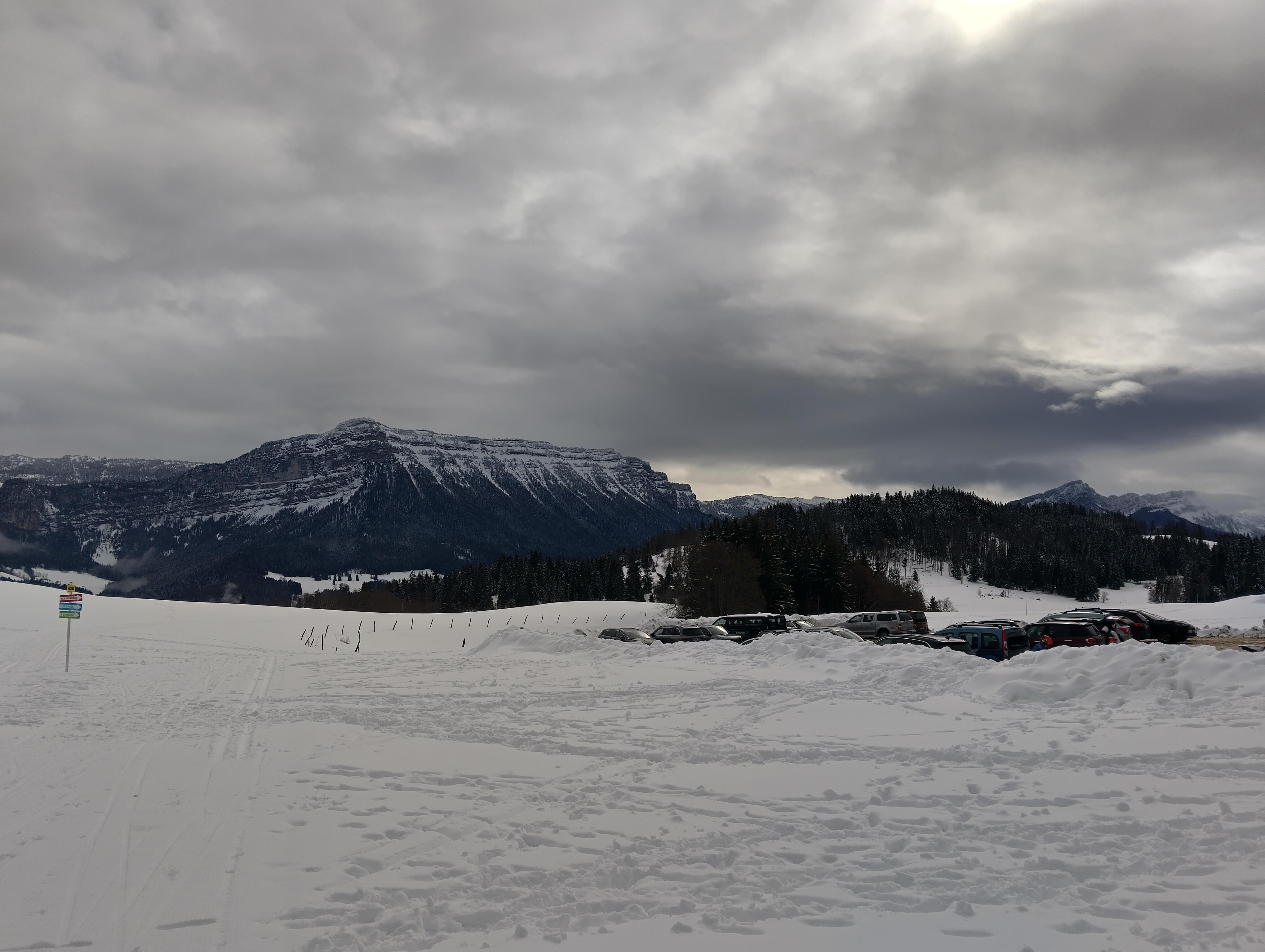 Vue de la station du Désert d'Entremont ski alpin 