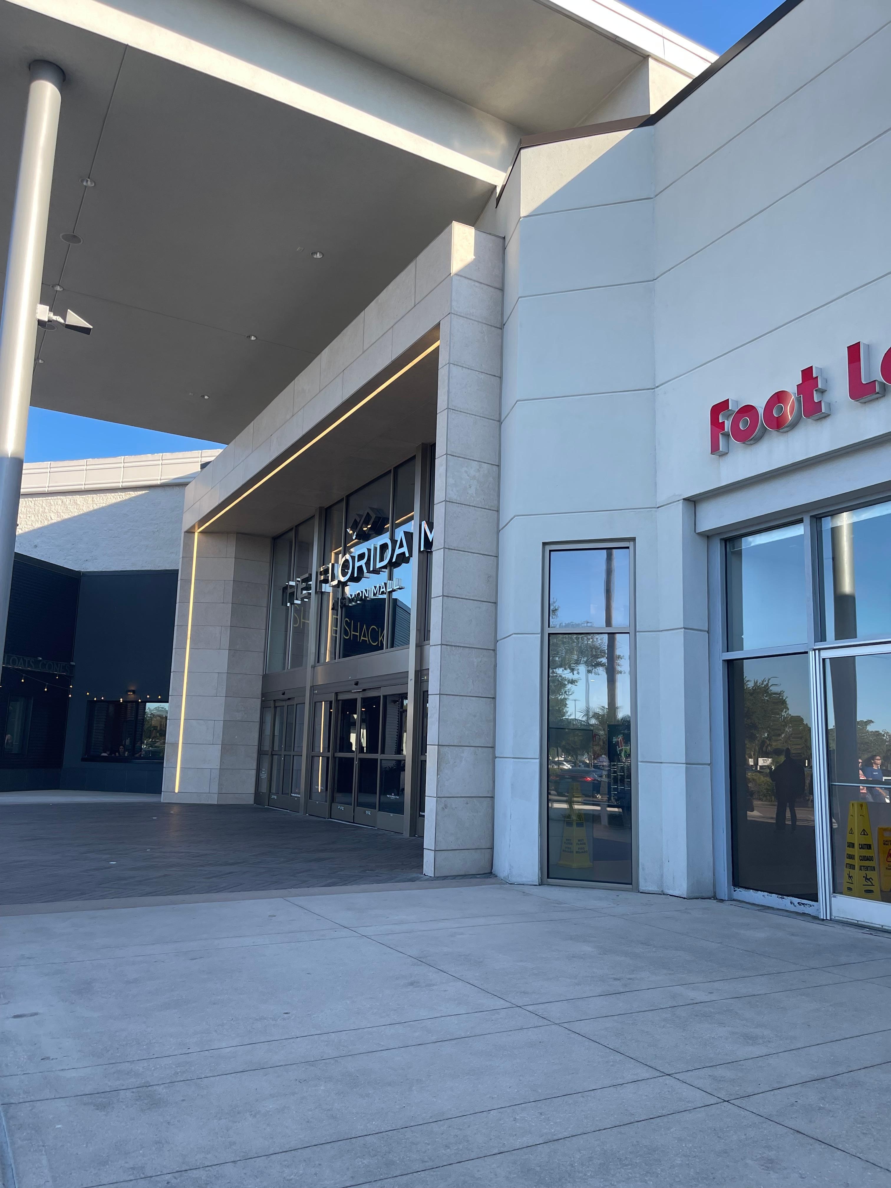 This is such beautiful mall! Time to shop 🛍️