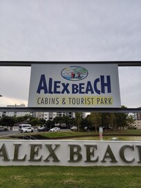 この看板ですぐにわかりました