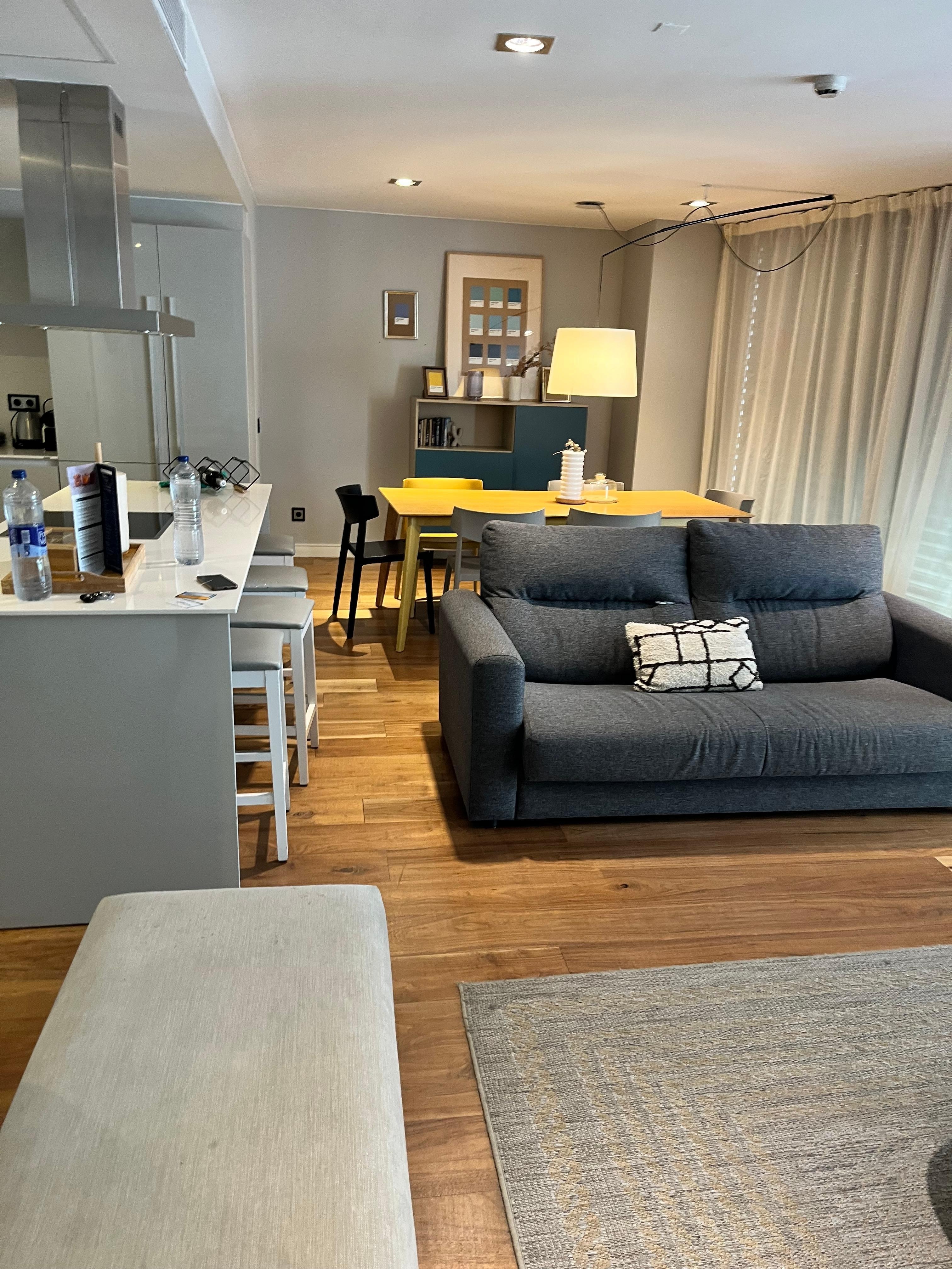 Main kitchen/dining/
Sitting area