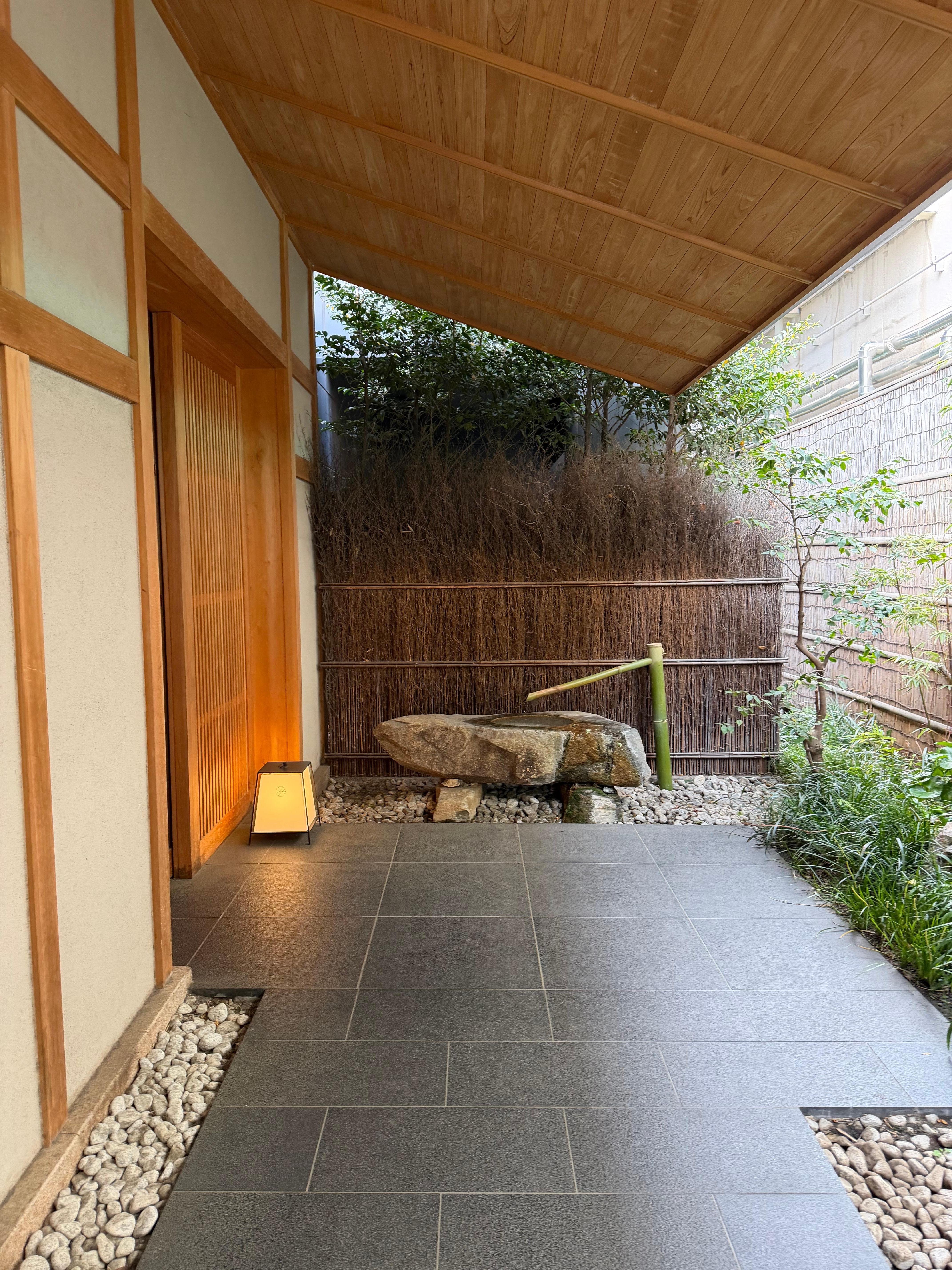 The entrance is very inviting.