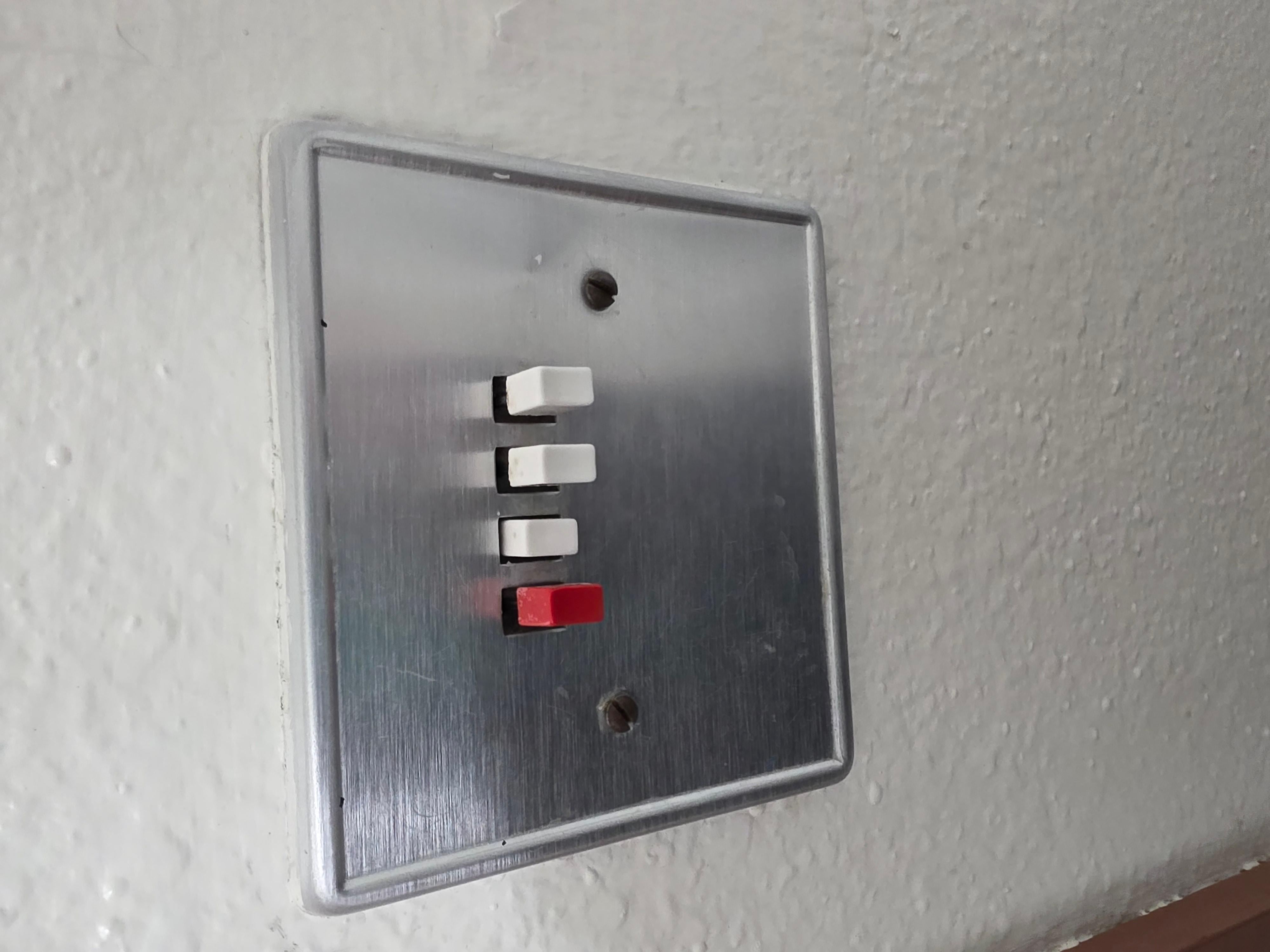 OLD light switch that SPARKED