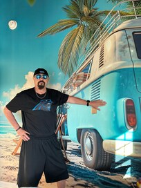 Enjoyed the props!!! And the vinyls!!! All outdoor spaces were just as relaxing as the beach and the outdoor shower was wonderful!!!