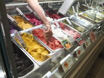 Sinfonia de Gelato ice cream around the corner from the house