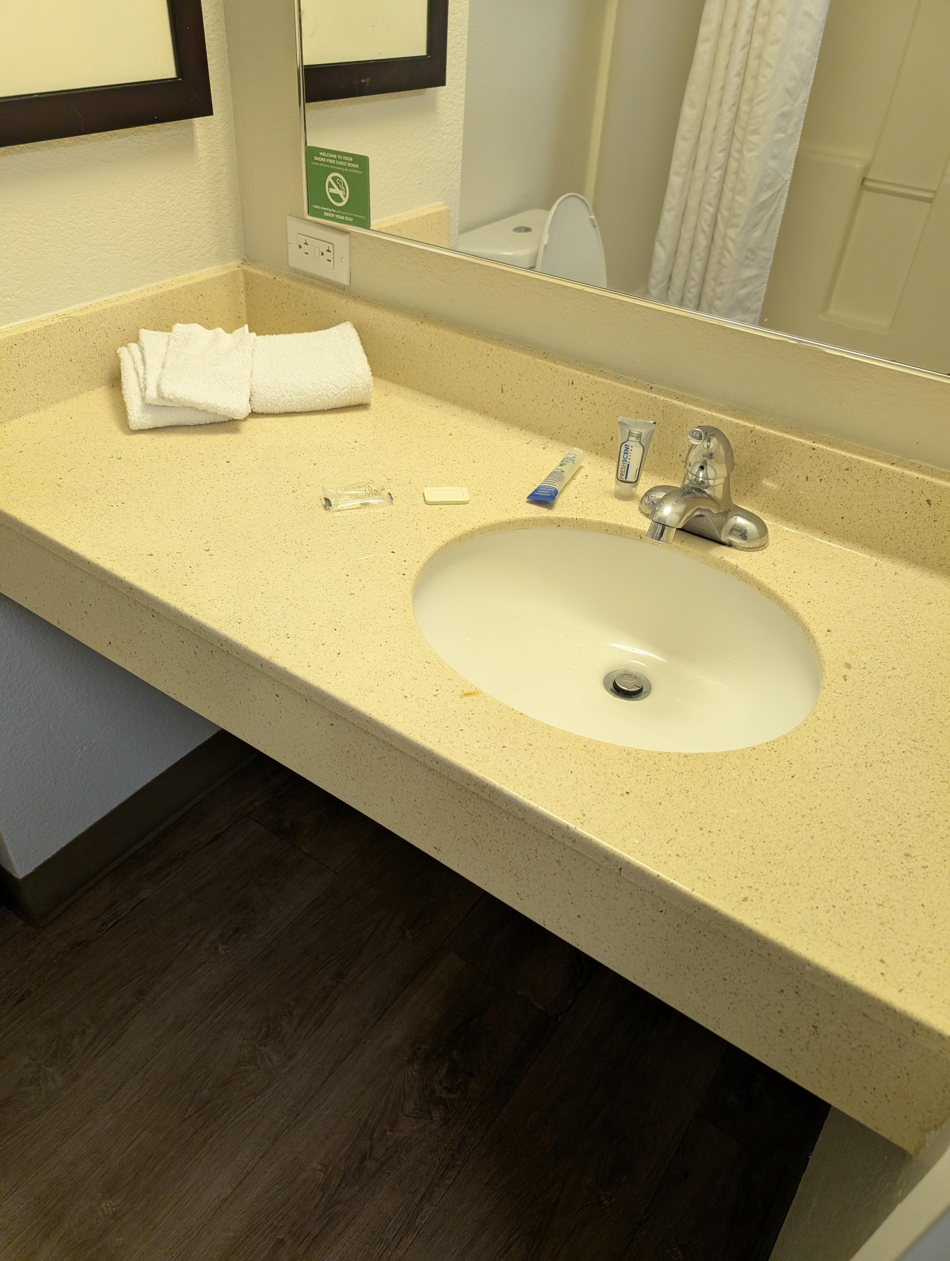 House keeping didn't fully clean they just put new towels