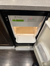 No ice turned on got hot so turned off