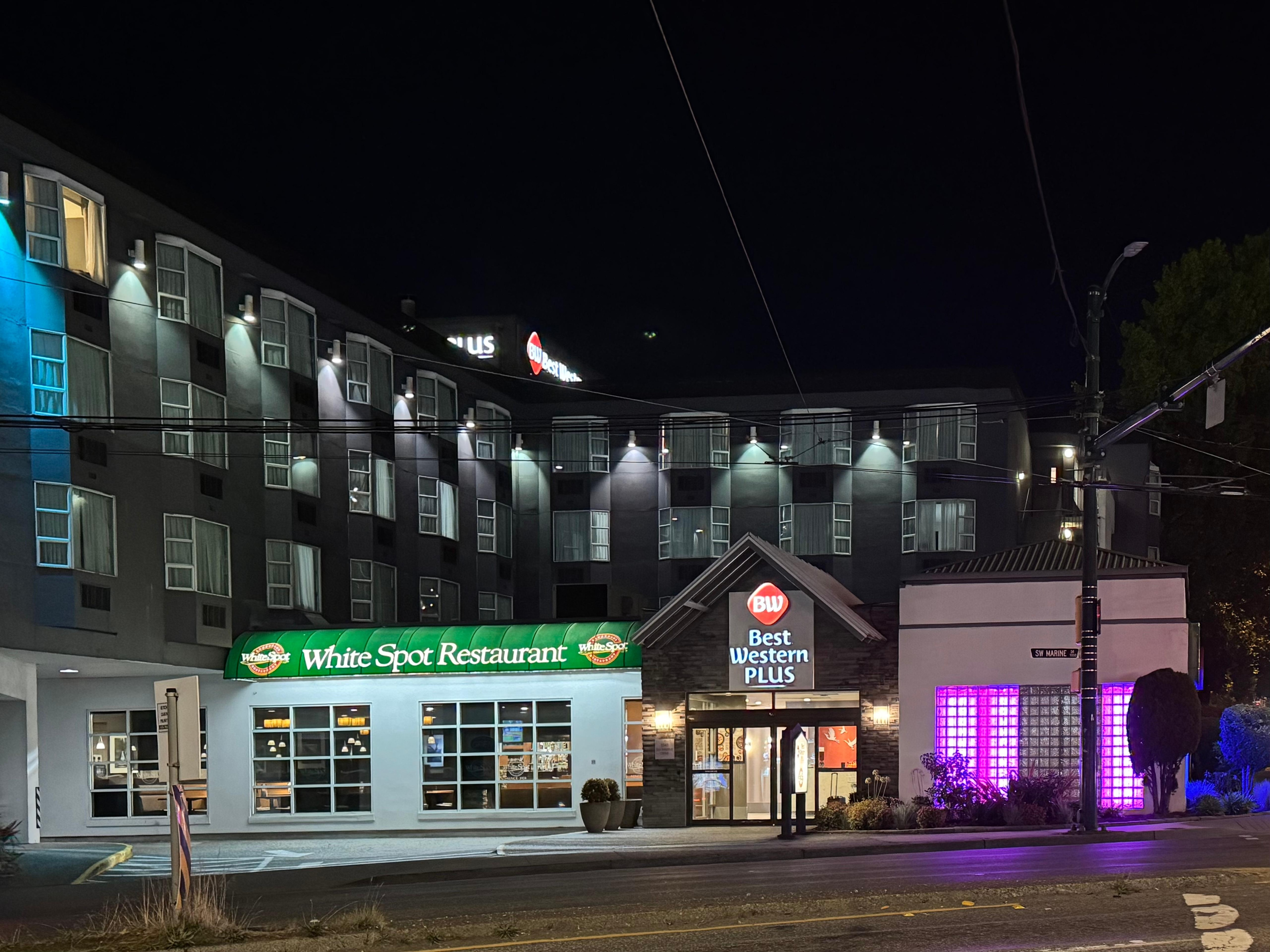Best Western Plus Vancouver Airport Hotel at night.