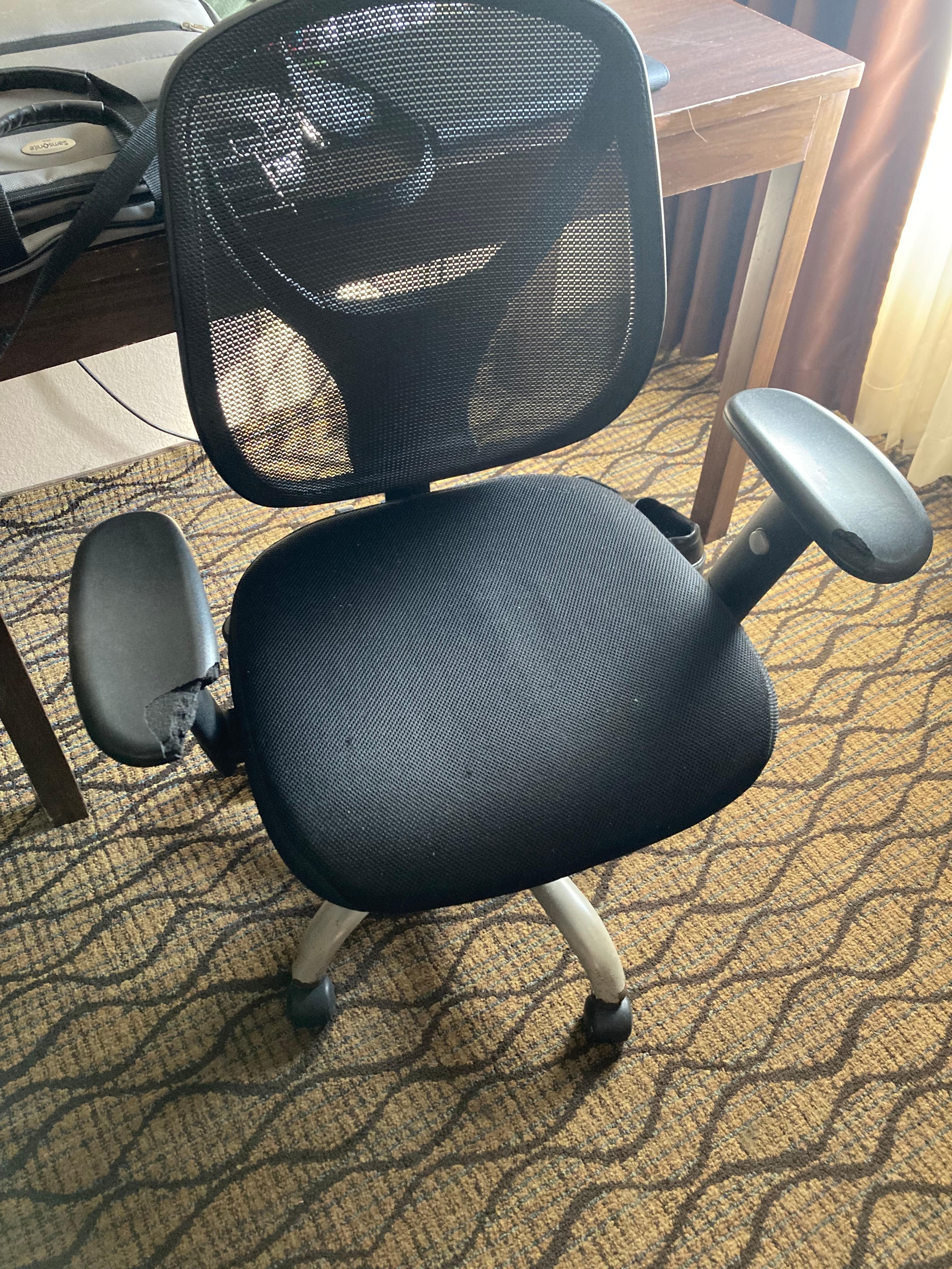 Desk chair
