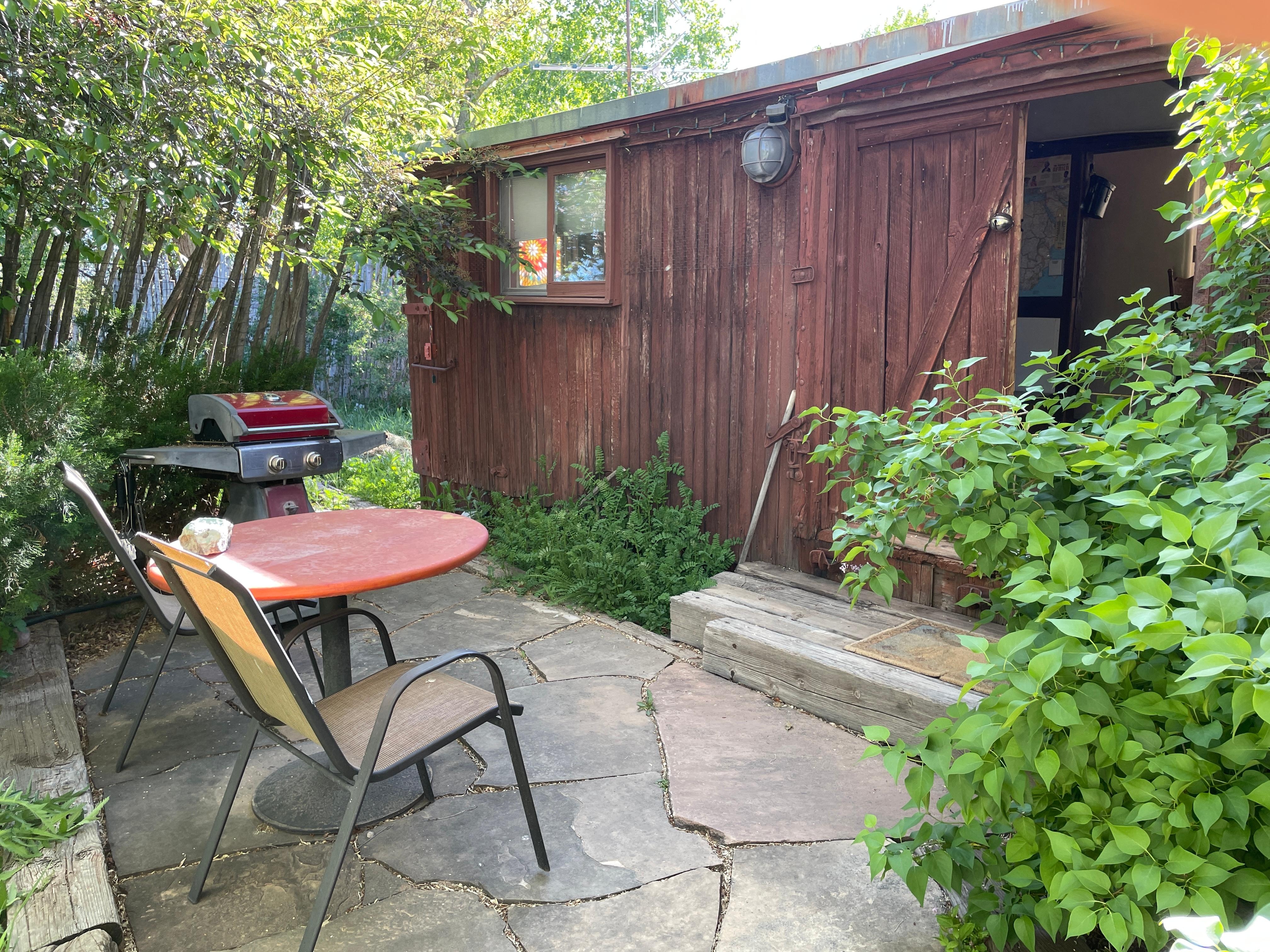 Entry and patio with grill