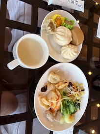 朝食