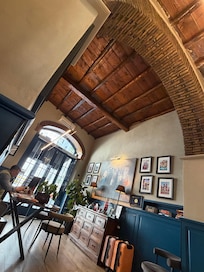 Basilio 55 lobby