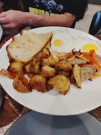 Breakfast Sunnyside up