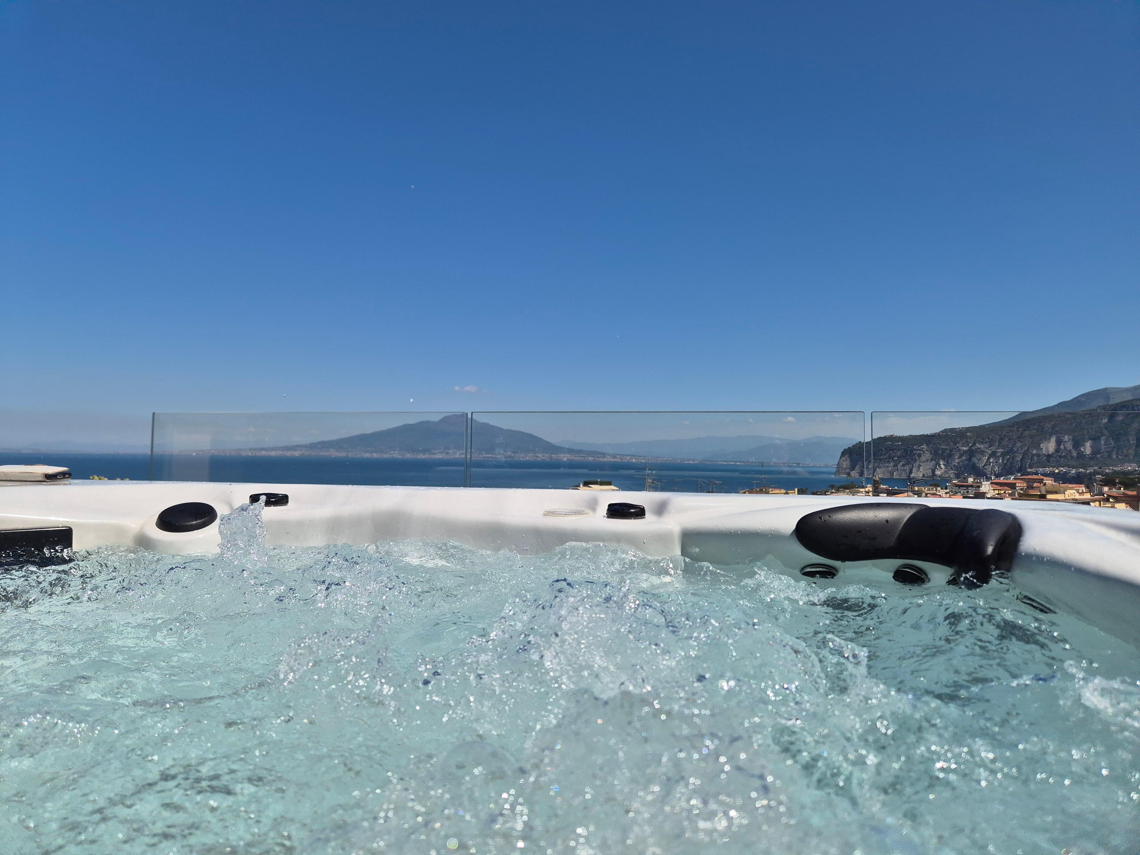 Fantastisk utsikt från bubbelpool!