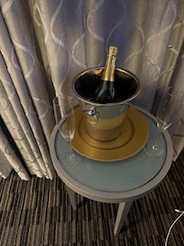 Complimentary Champagne in room