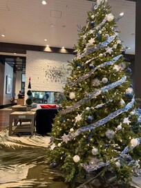 Lobby Christmas tree
