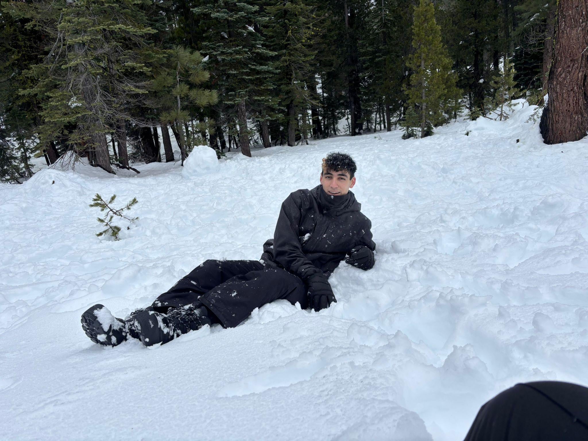 40 minute drive to Spicer Park for snow play.