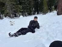 40 minute drive to Spicer Park for snow play.