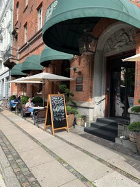 Gemütliches draussen Sitzen möglich