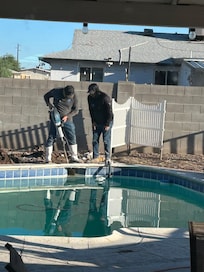 Jackhammer showed up 6:30 am on Saturday