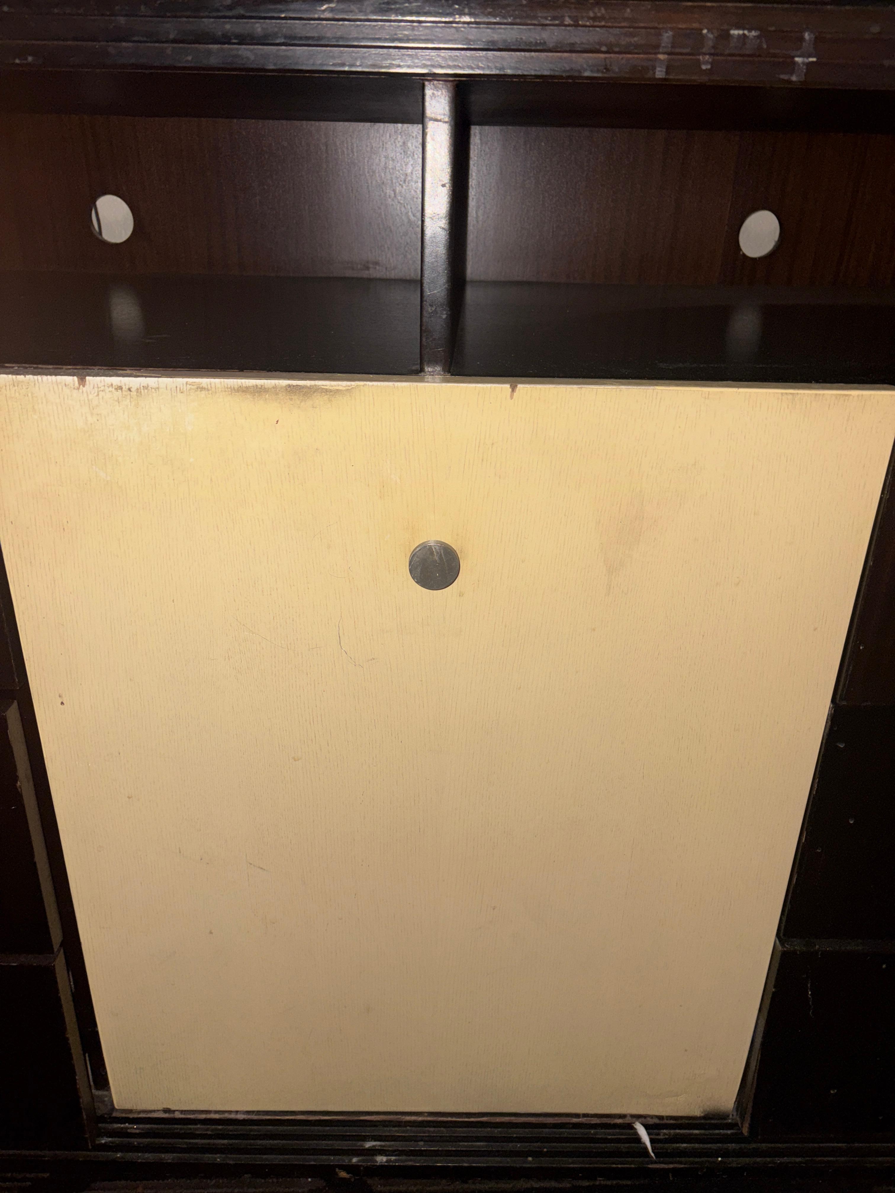 Middle part of Tv stand 