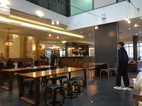 G樓早晚餐廳 旁邊就是飯店櫃檯