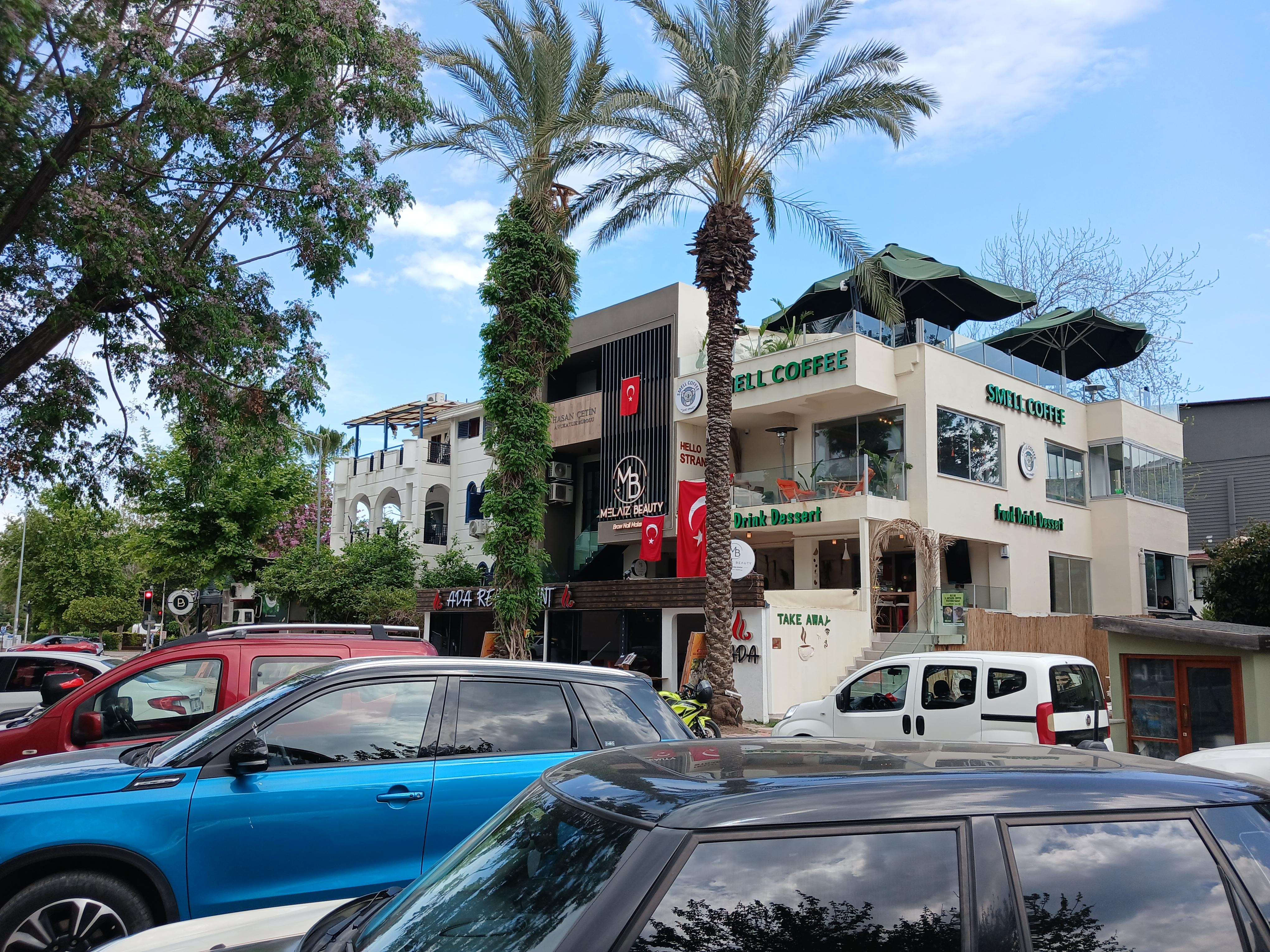Coffee shop nearby